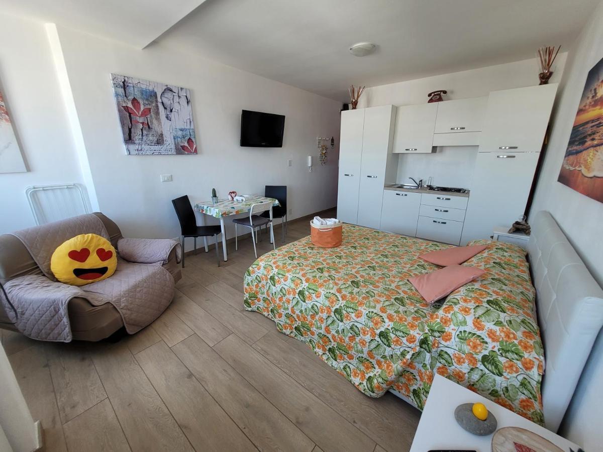 Rosato 3 Sea View Apartment Lignano Sabbiadoro Luaran gambar