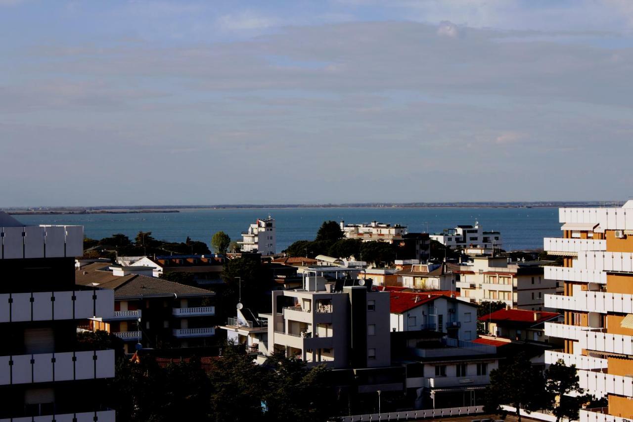 Rosato 3 Sea View Apartment Lignano Sabbiadoro Luaran gambar